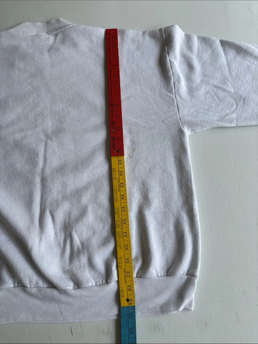Jerzees White Graphic Crewneck Sweatshirt with Dilbert Comic